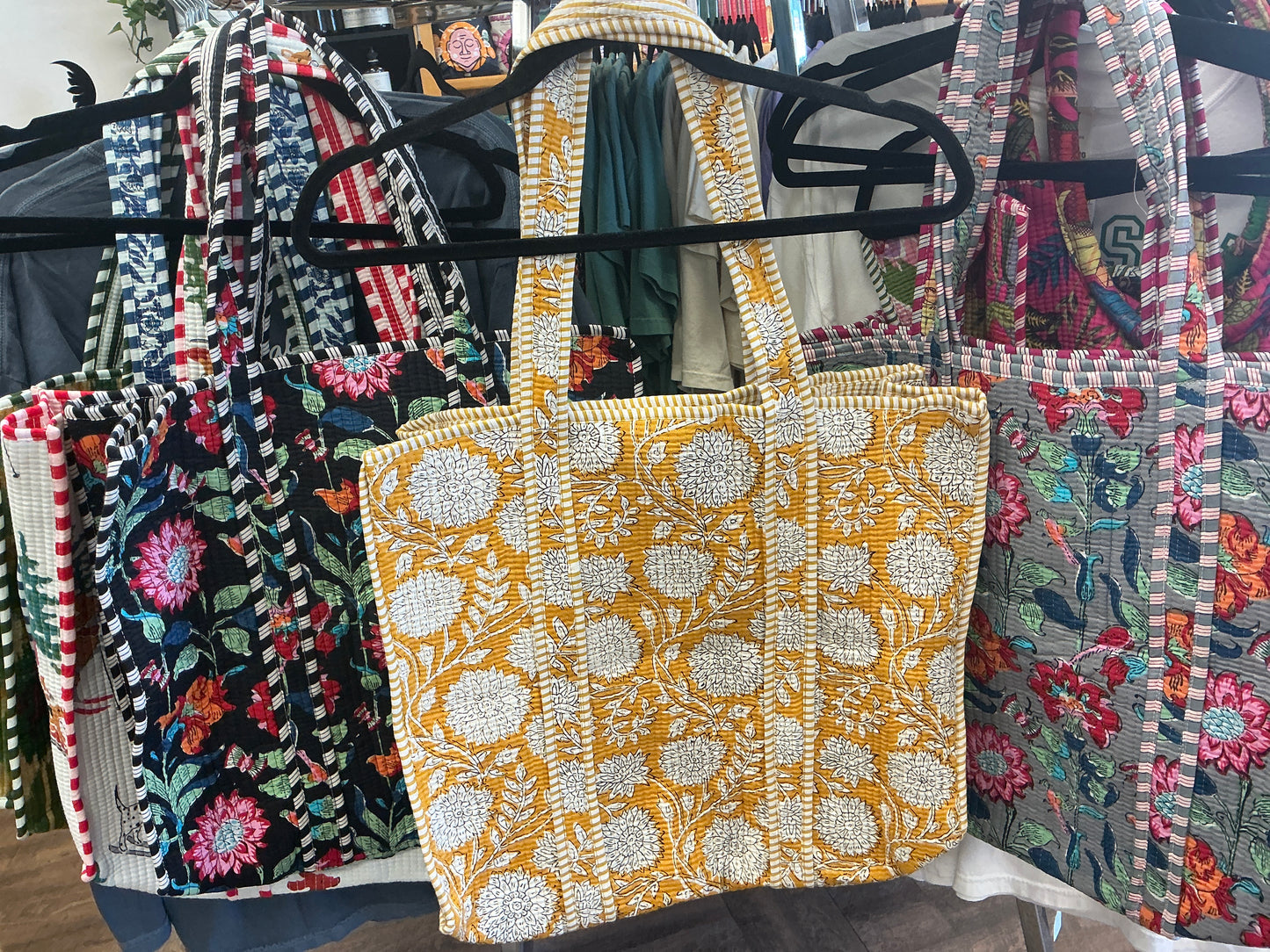 Tote bag