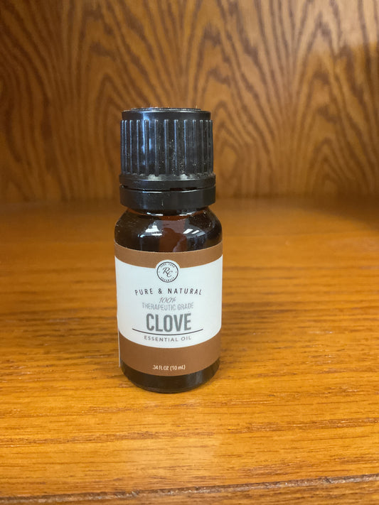 Clove essential oil